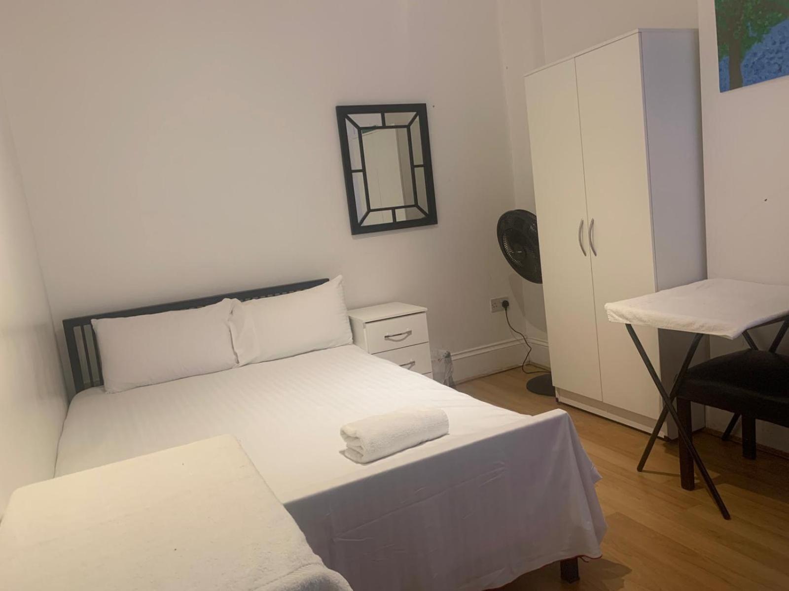 Simple Hotel de capsule *