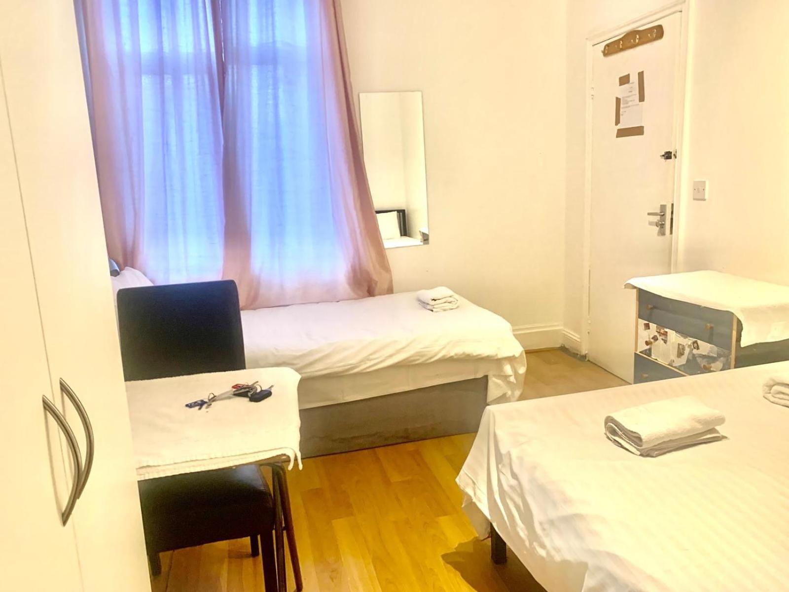 Simple Hotel de capsule *